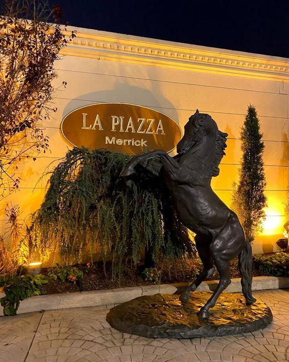 Restaurant La Piazza